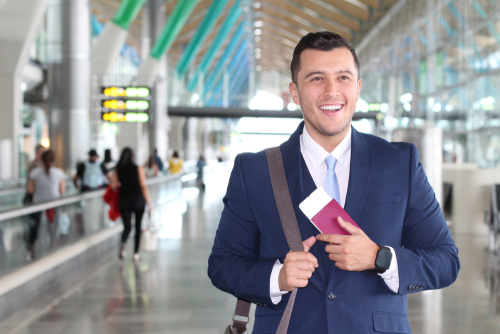 guy happy to enter usa with esta